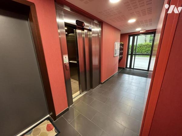 APPARTEMENT DE TYPE 5 AVENDRE