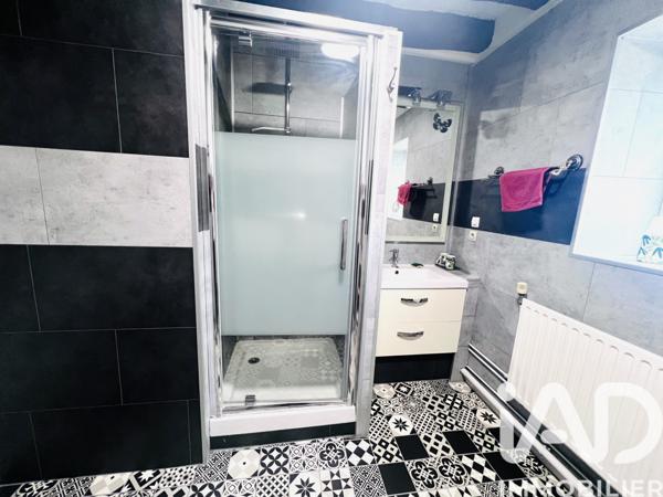 Maison à vendre 6 pièces 143 m² La Ménitré