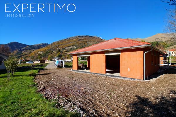 La Roche-des-Arnauds (05400) BELLE VILLA NEUVE DE PLAIN-PIED, TERRAIN PLAT D'ENVIRON 630 M2 !