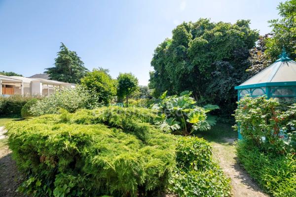 A VENDRE BELLE PROPRIETE 8 PIECES à RENNES