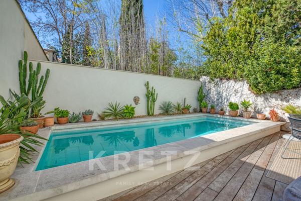 MAISON DE CHARME QUARTIER PRISÉ D'AVIGNON CENTRE VILLE