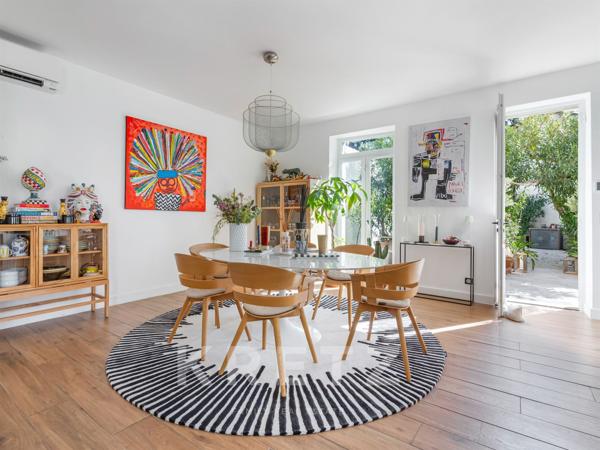 MAISON DE CHARME QUARTIER PRISÉ D'AVIGNON CENTRE VILLE