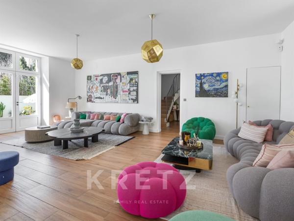 MAISON DE CHARME QUARTIER PRISÉ D'AVIGNON CENTRE VILLE