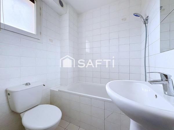 Appartement 2 pièces lumineux avec belle pièce de vie