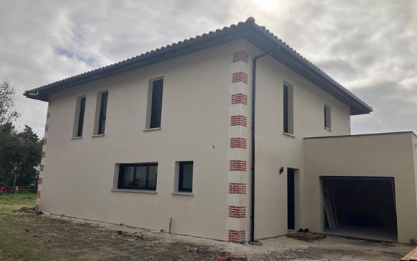 Maison à louer    5 pièces •  Le Teich