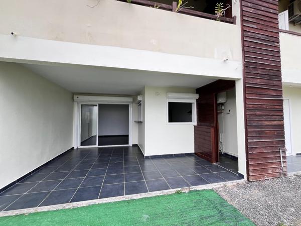 Très bel appartement T4 avec jardin dans une résidence très calme avec piscine