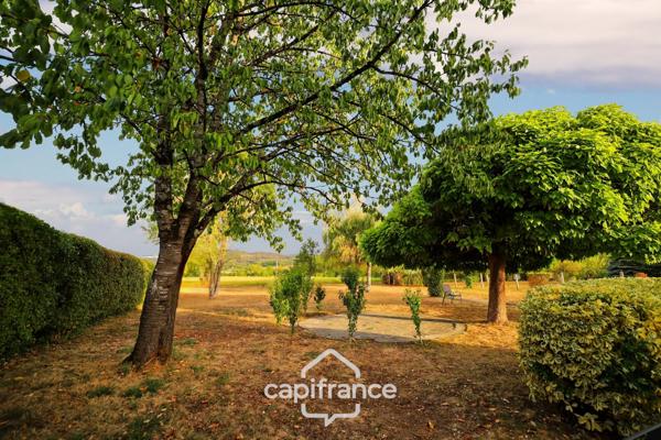Maison de 190m² avec 2 logements indépendants - 4 chambres - terrain 1 220m² - vue Revermont