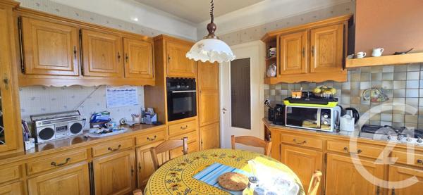 Maison à vendre  5 pièces - 110 m 2   LE CREUSOT  - 71