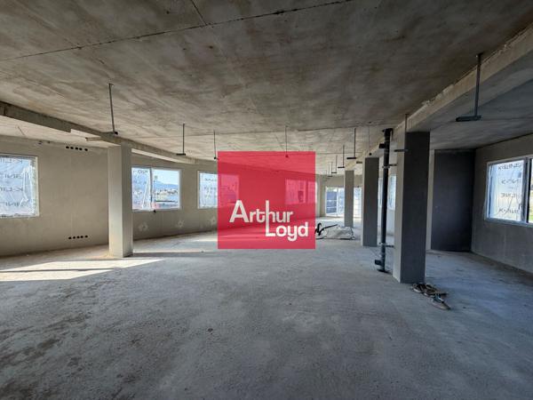 Immeuble neuf BAMBOO Bureaux à louer à Saint Martin d'Hères avec façade végétalisée
