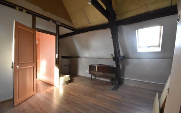 Maison à vendre    5 pièces • 110 m2 Cosne-Cours-sur-Loire