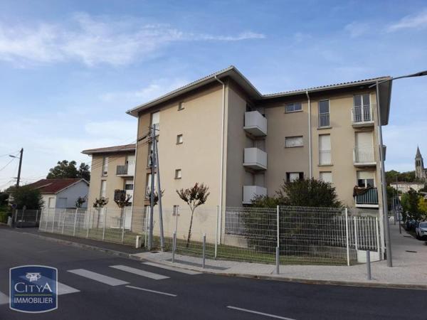 Appartement à louer 1 pièce 31.9m² Angoulême (16000)