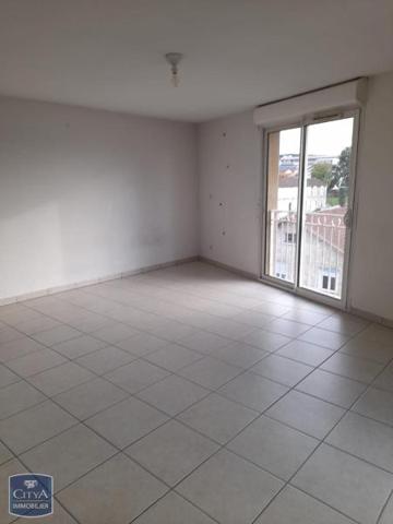 Appartement à louer 1 pièce 31.9m² Angoulême (16000)