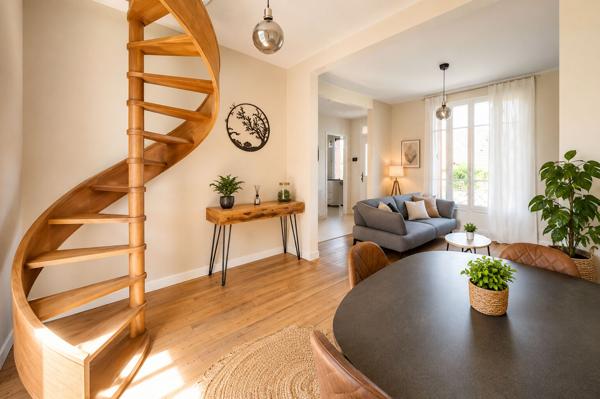 VENTE  - QUARTIER ARCHEVÊCHÉ - MAISON MEULIÈRE À OZOIR-LA-FERRIÈRE 5 pièces - 85 m² habitables - 3 chambres - Sous-sol total - Garage - Jardin