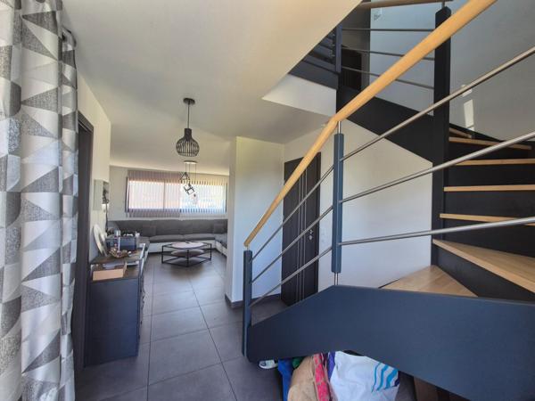 Maison de neuve de 137m², 6 pièces sur un terrain de 910m².