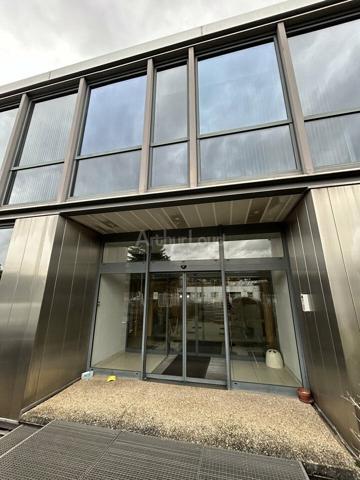 BUREAUX à VENDRE de 760 m²