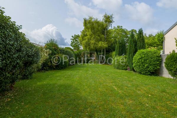 Amiens (80000) Maison familiale donnant sur les hortillonnages-Charme, espace et proximité gare