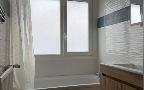 Appartement à vendre    2 pièces • 48,90 m2 Mons-en-Baroeul