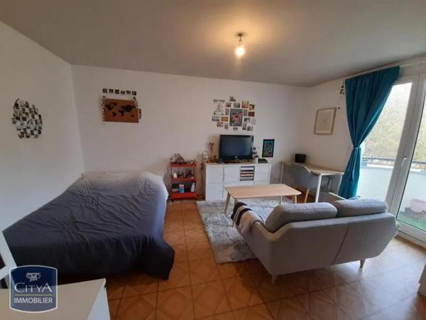 Appartement à louer 1 pièce 28.87m² Évry-Courcouronnes (91000)