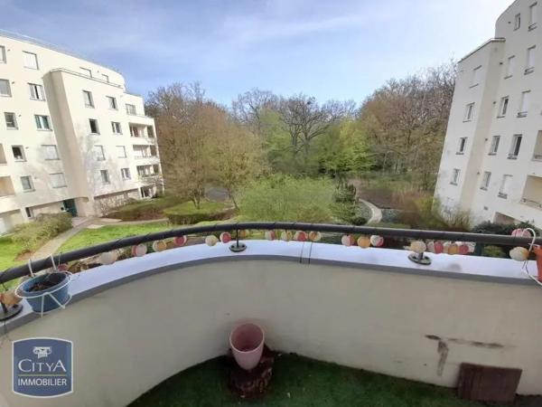 Appartement à louer 1 pièce 28.87m² Évry-Courcouronnes (91000)