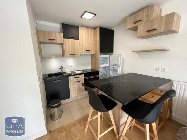 Appartement à louer 2 pièces 42m² Le Raincy (93340)