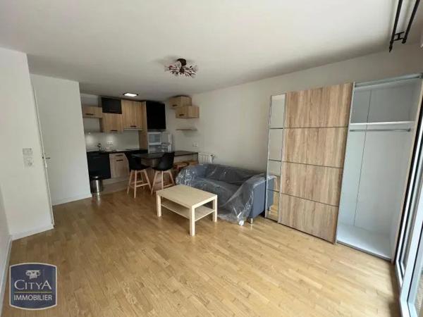 Appartement à louer 2 pièces 42m² Le Raincy (93340)