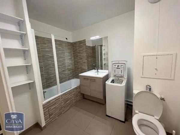 Appartement à louer 2 pièces 42m² Le Raincy (93340)