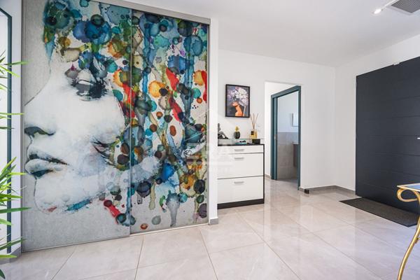 À vendre à Cabestany : Maison contemporaine de 2024 - plain pied - 3 faces