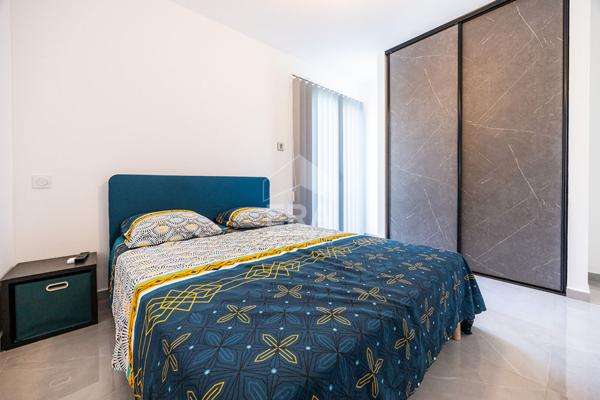 À vendre à Cabestany : Maison contemporaine de 2024 - plain pied - 3 faces