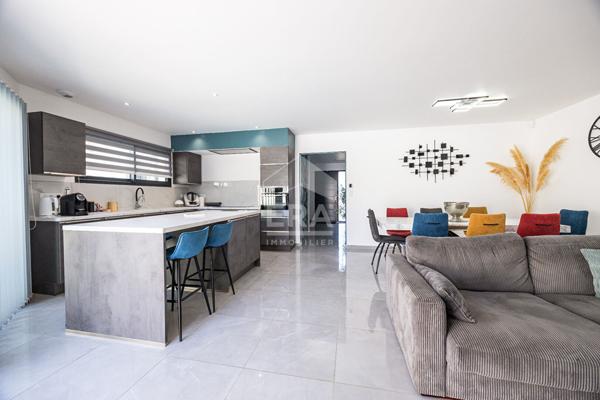 À vendre à Cabestany : Maison contemporaine de 2024 - plain pied - 3 faces