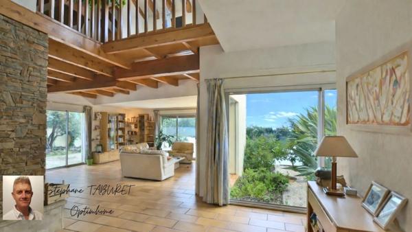 Villa de 236m², 3 chambres et une suite parentale avec piscine à SAINT ESTEVE (66)