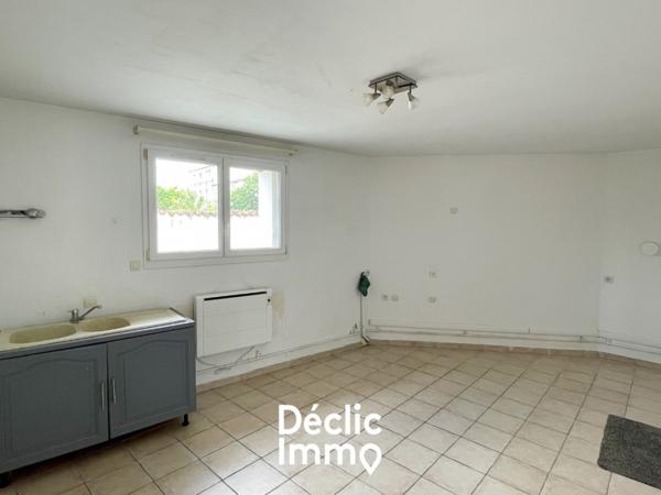 Vente maison Chervettes, 338m² 8 pièces 199 500€ avec garage