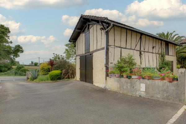 Vente / Maison avec dépendance