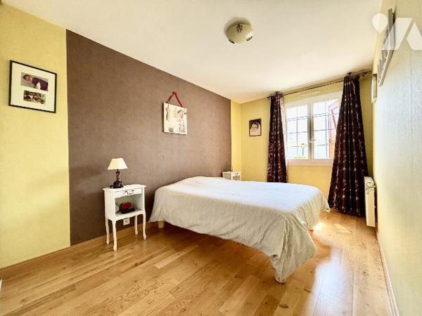 Maison de plaind-pied de 105 avec garage / atelier
