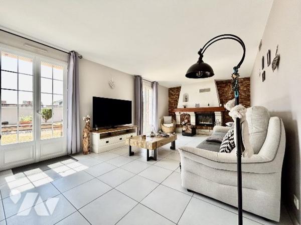 Maison de plaind-pied de 105 avec garage / atelier