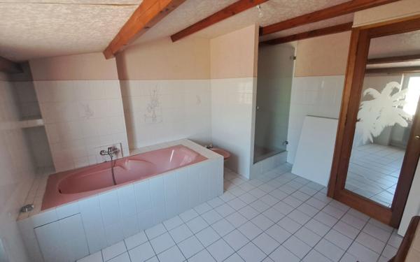 Maison à vendre    4 pièces •  Vérines