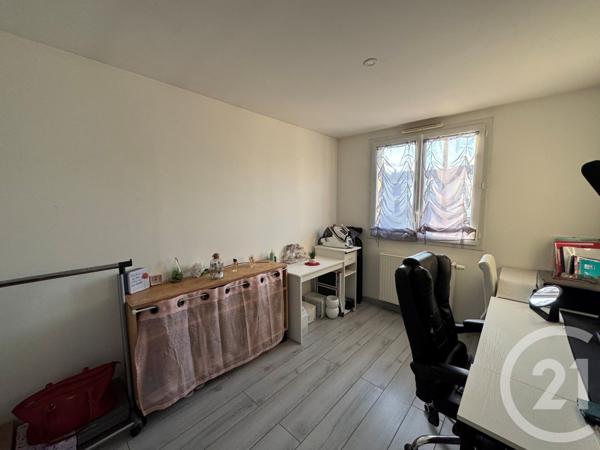 Maison à vendre  5 pièces - 81,58 m2 OLLAINVILLE - 91