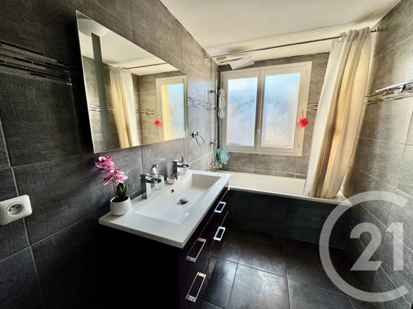 Maison à vendre  5 pièces - 81,58 m2 OLLAINVILLE - 91