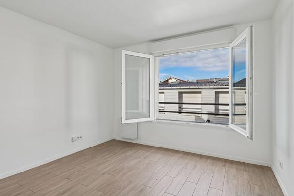 Appartement Romainville 3 pièces avec balcon