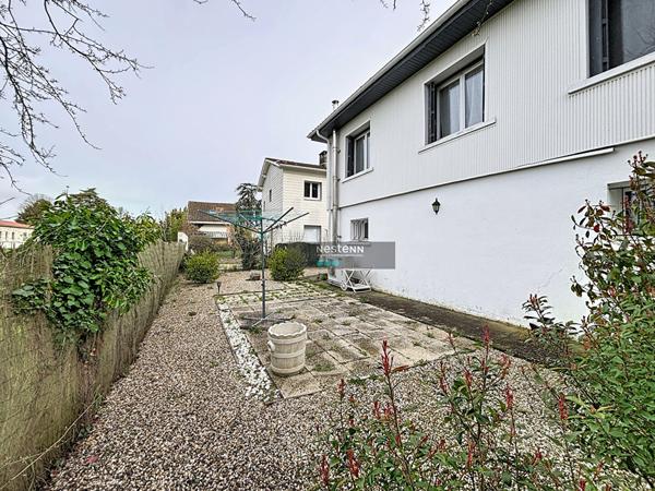 Maison Sainte Livrade Sur Lot 4 pièce(s) 100 m2