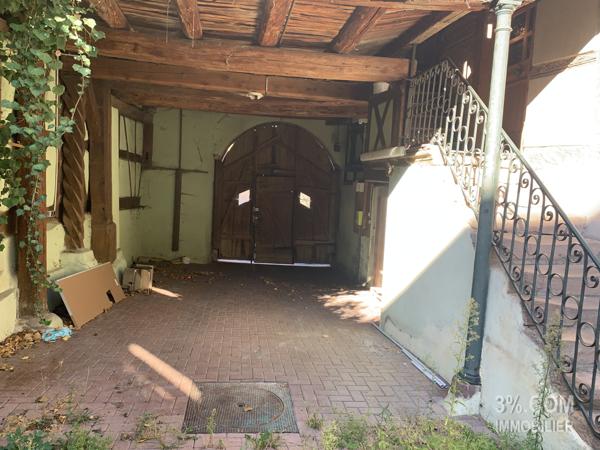 Maison 250 m² commerce et appartement  Dambach-la-Ville (67650)
