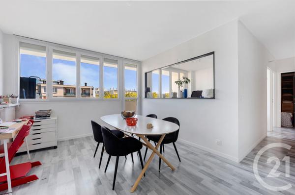 Appartement F3 à vendre  3 pièces - 64,75 m2 MONTROUGE - 92