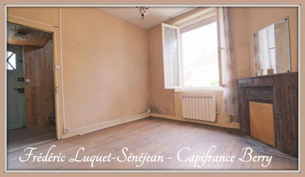 Maison avec jardin à vendre 4 pièces + grenier aménageable à SAINT FLORENT SUR CHER (18)