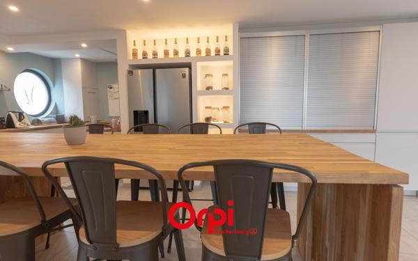 Maison à vendre    9 pièces • 262 m2 Truchtersheim