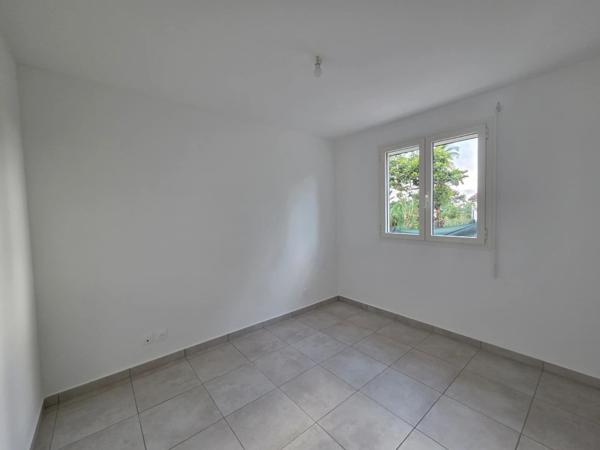 Maison neuve à louer, 2 chambres, 56 m², Gourbeyre