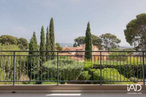 Appartement à vendre 3 pièces 70 m² Sanary-sur-Mer