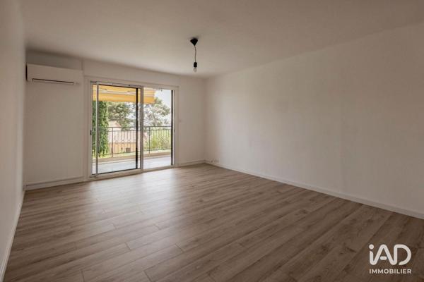 Appartement à vendre 3 pièces 70 m² Sanary-sur-Mer