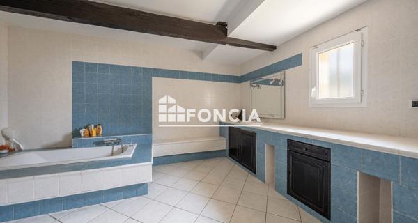 À vendre Maison 8 pièces 409 m² - Bordeaux 33000