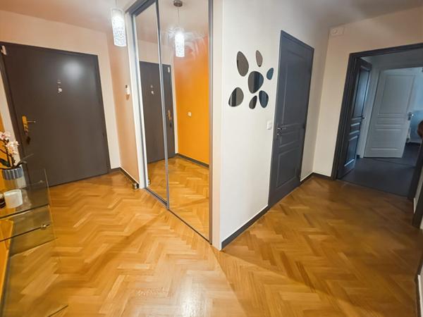 Appartement 3 pièces avec balcons face au parc de Sceaux - DPE C