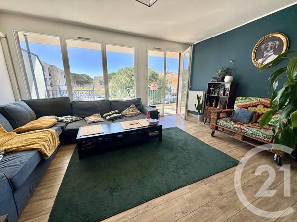 Appartement T3 à vendre  3 pièces - 62,07 m2 LE LAVANDOU - 83