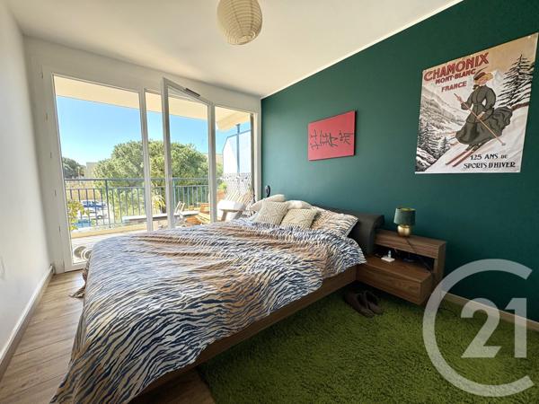 Appartement T3 à vendre  3 pièces - 62,07 m2 LE LAVANDOU - 83